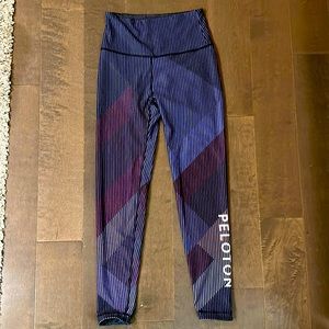 Peloton Size M Leggings